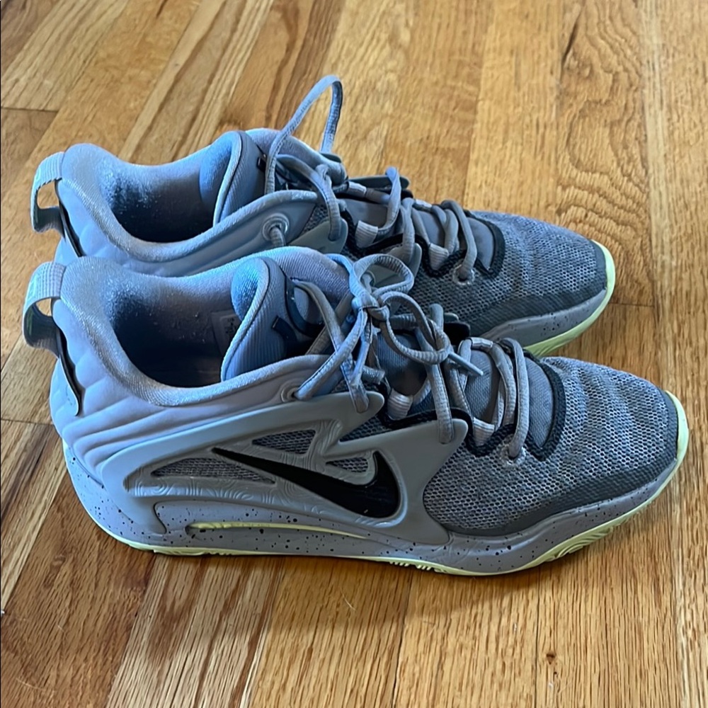 Nike Basketball Sneakers